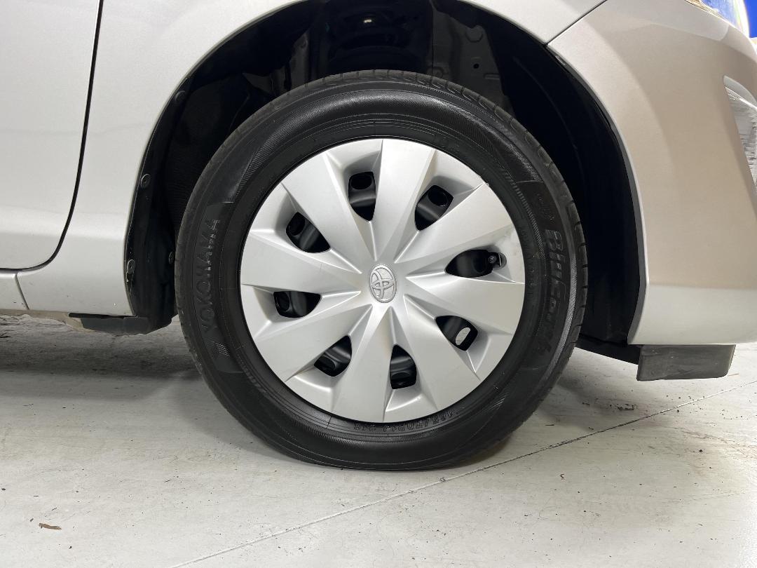 Photo '9' of Toyota Aqua