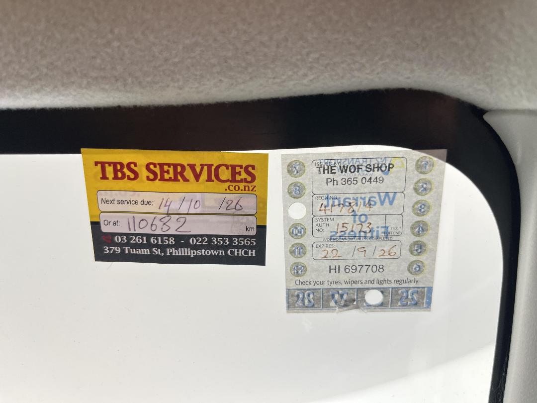 Photo '27' of Toyota Aqua