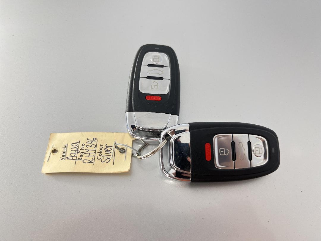 Photo '22' of Toyota Aqua