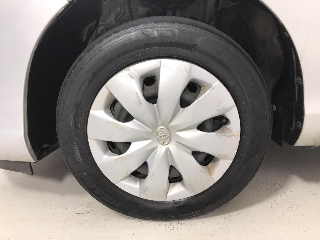 Photo '10' of Toyota Aqua