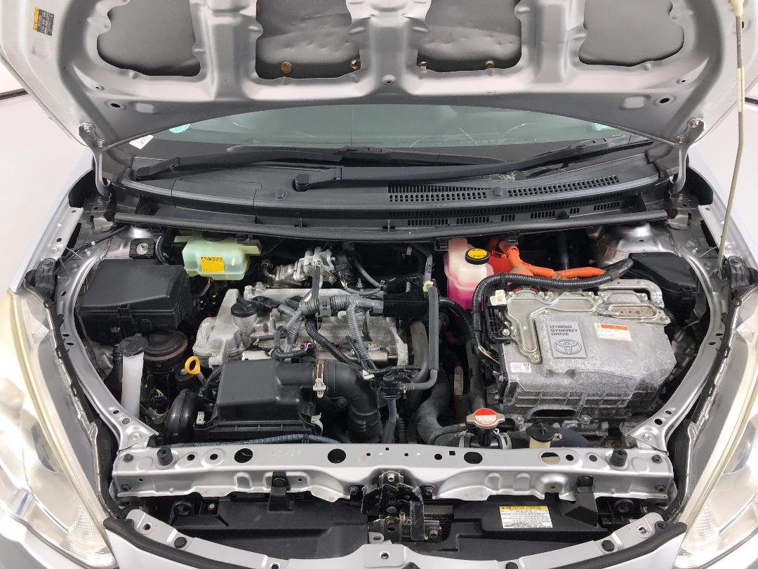 Photo '13' of Toyota Aqua