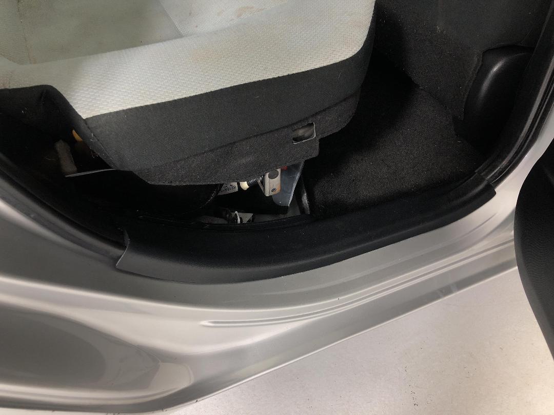 Photo '23' of Toyota Aqua