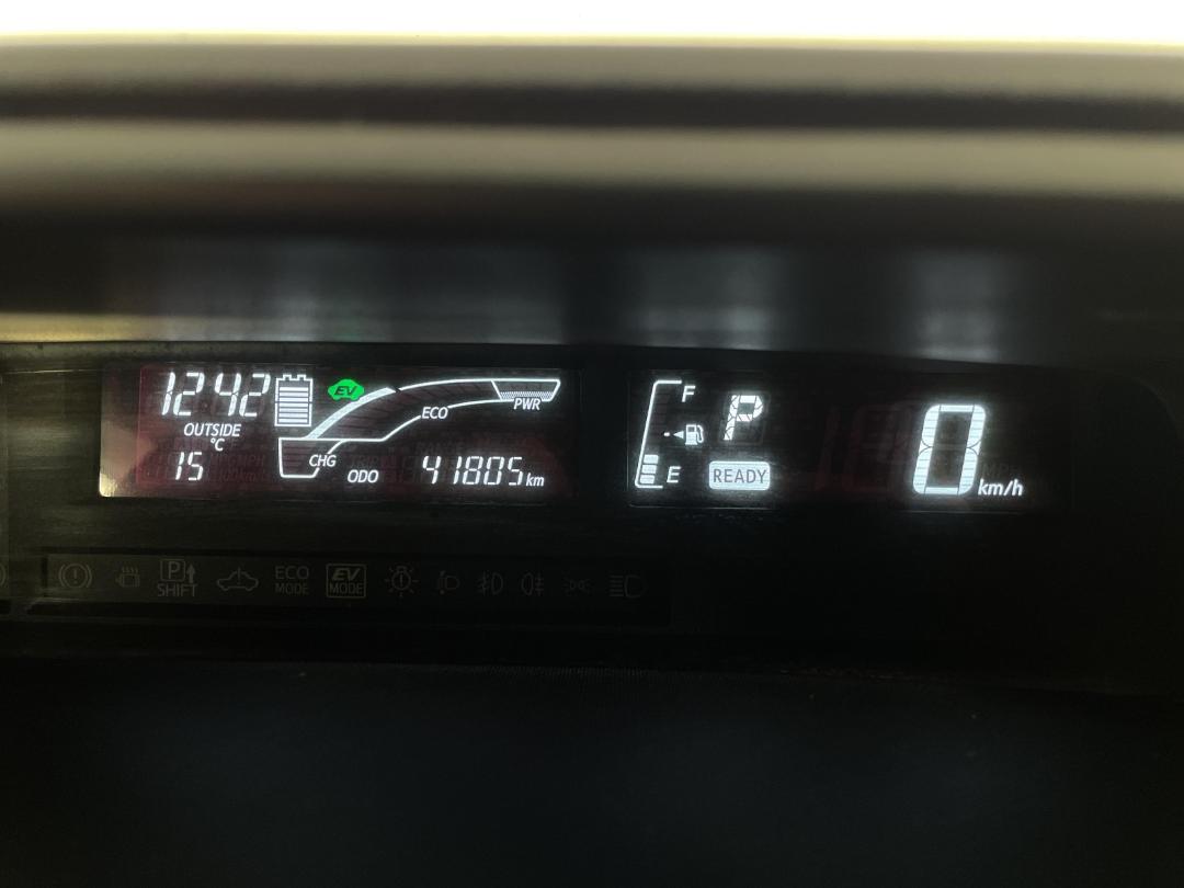 Photo '21' of Toyota Aqua Photo '21' of Toyota Aqua