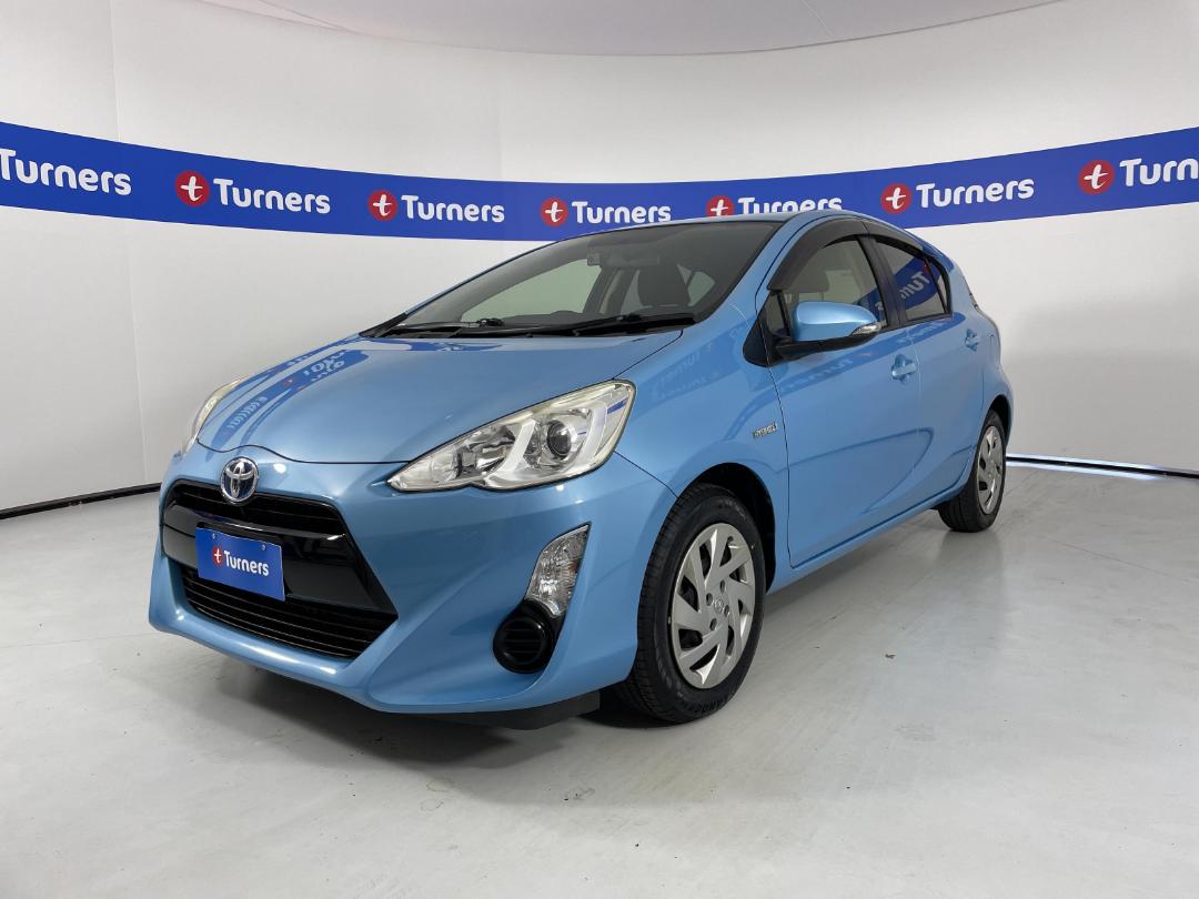 Photo '4' of Toyota Aqua Photo '4' of Toyota Aqua