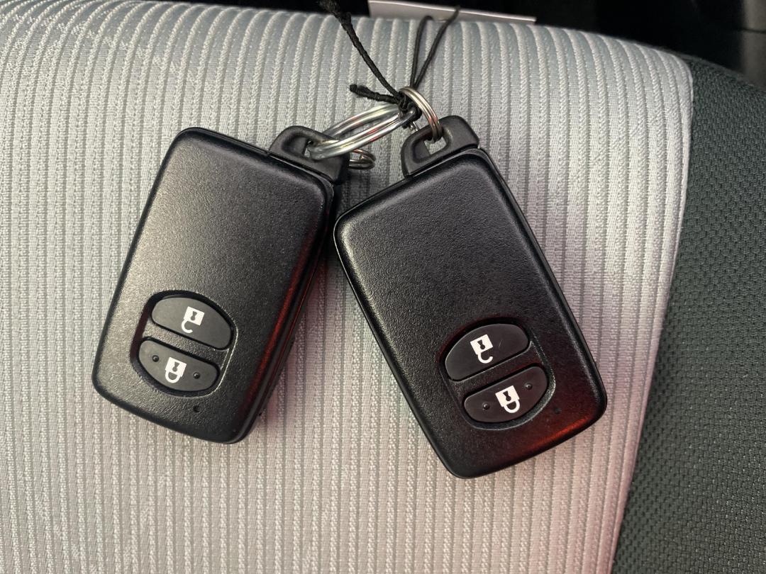 Photo '22' of Toyota Aqua Photo '22' of Toyota Aqua