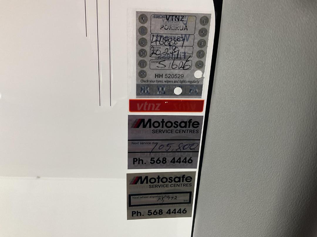 Photo '33' of Toyota Aqua Photo '33' of Toyota Aqua