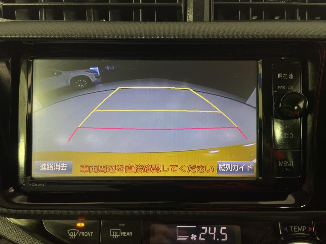 Photo '28' of Toyota Aqua Photo '28' of Toyota Aqua