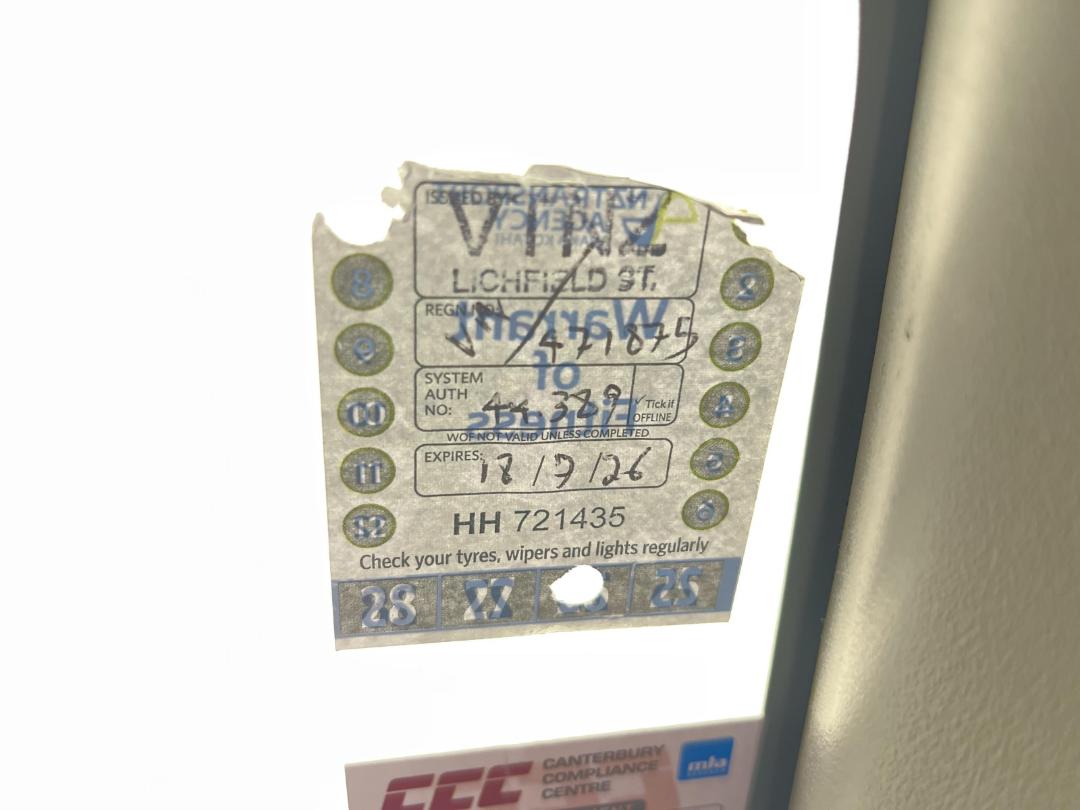 Photo '23' of Toyota Aqua Photo '23' of Toyota Aqua