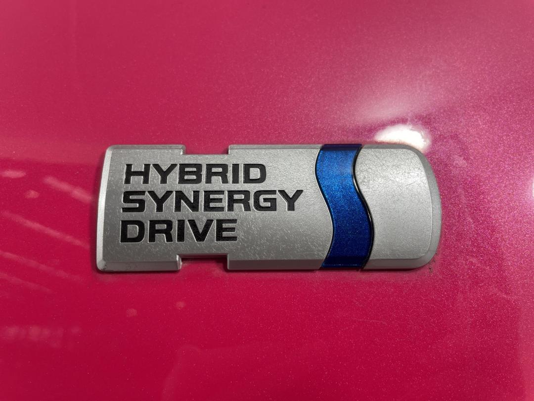 Photo '28' of Toyota Aqua Photo '28' of Toyota Aqua