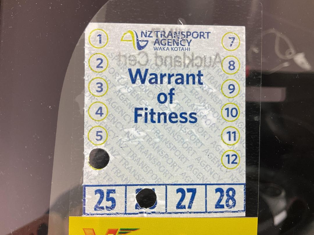 Photo '23' of Toyota Aqua Photo '23' of Toyota Aqua