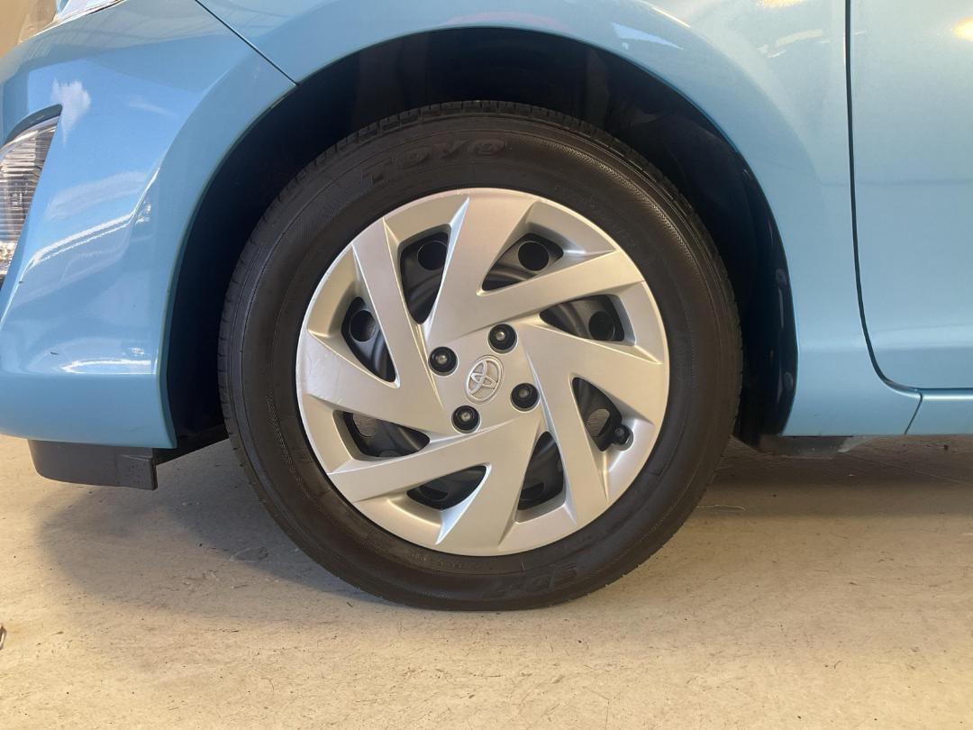 Photo '10' of Toyota Aqua