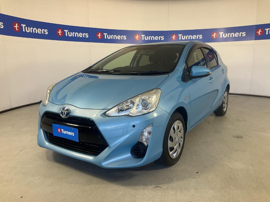 Photo '4' of Toyota Aqua