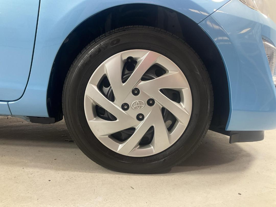 Photo '9' of Toyota Aqua