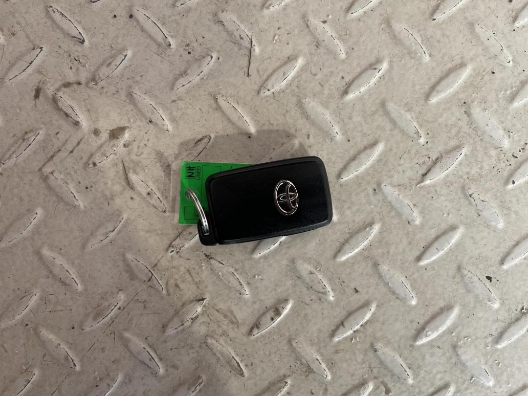 Photo '22' of Toyota Aqua Photo '22' of Toyota Aqua