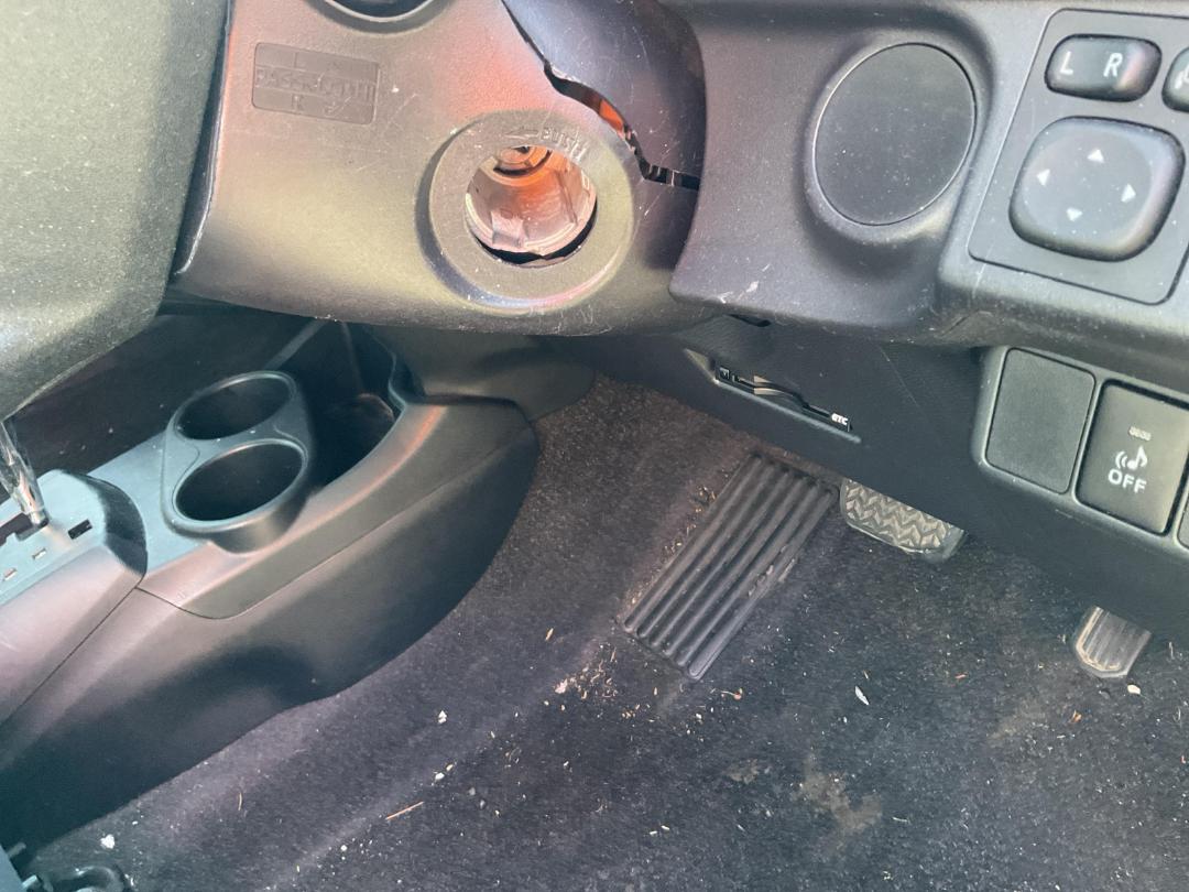 Photo '12' of Toyota Aqua 1.5 L. Hybrid. S. Photo '12' of Toyota Aqua 1.5 L. Hybrid. S.