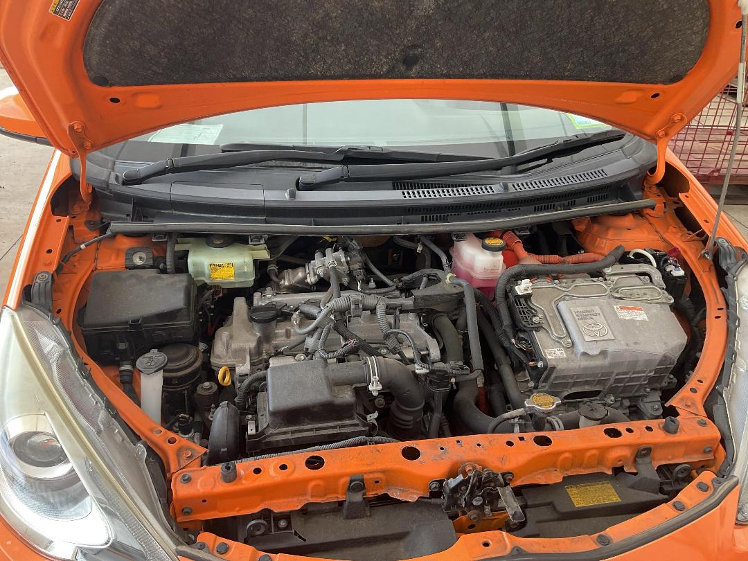 Photo '8' of Toyota Aqua Hybrid