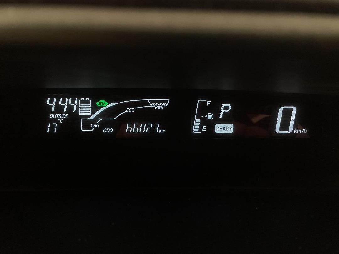 Photo '21' of Toyota Aqua Photo '21' of Toyota Aqua