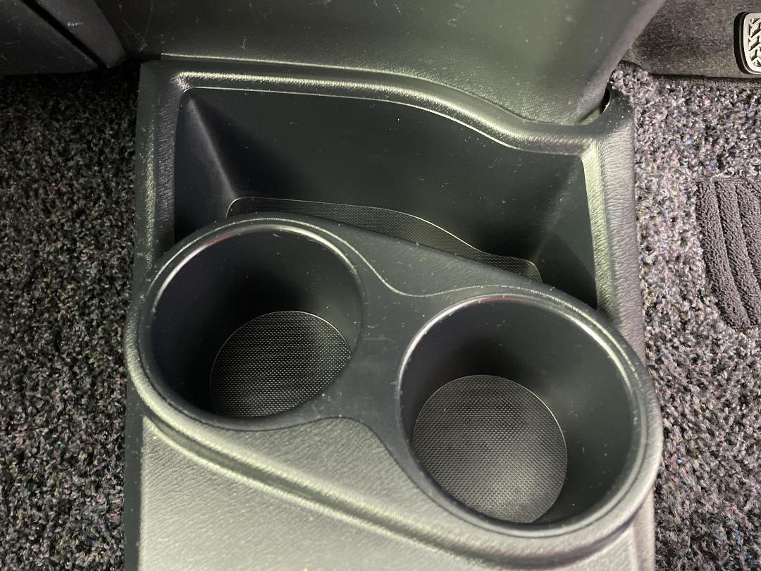 Photo '26' of Toyota Aqua Photo '26' of Toyota Aqua