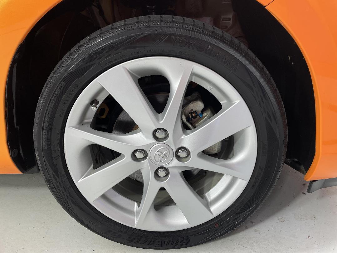 Photo '9' of Toyota Aqua