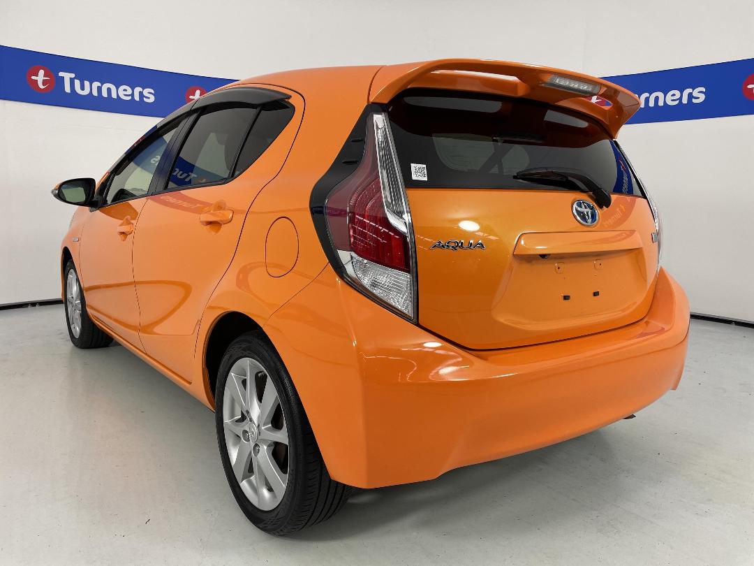 Photo '5' of Toyota Aqua