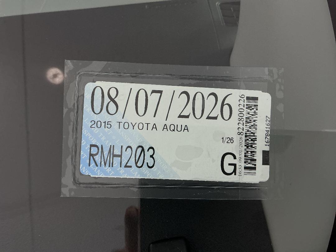Photo '27' of Toyota Aqua