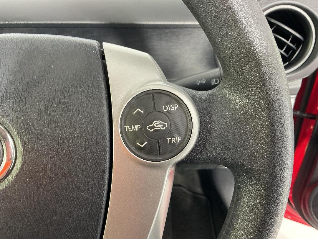 Photo '24' of Toyota Aqua