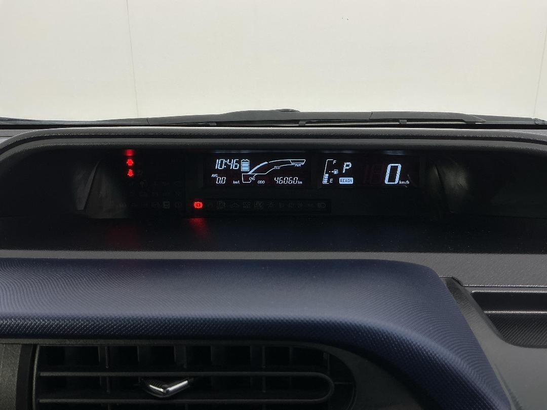 Photo '21' of Toyota Aqua