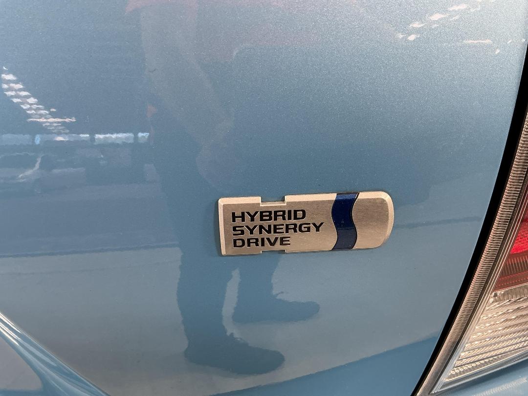 Photo '27' of Toyota Aqua