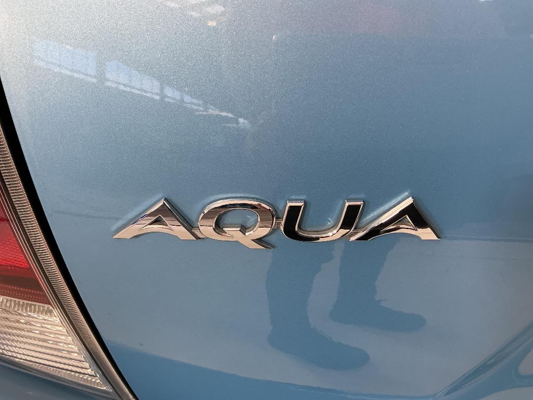 Photo '26' of Toyota Aqua