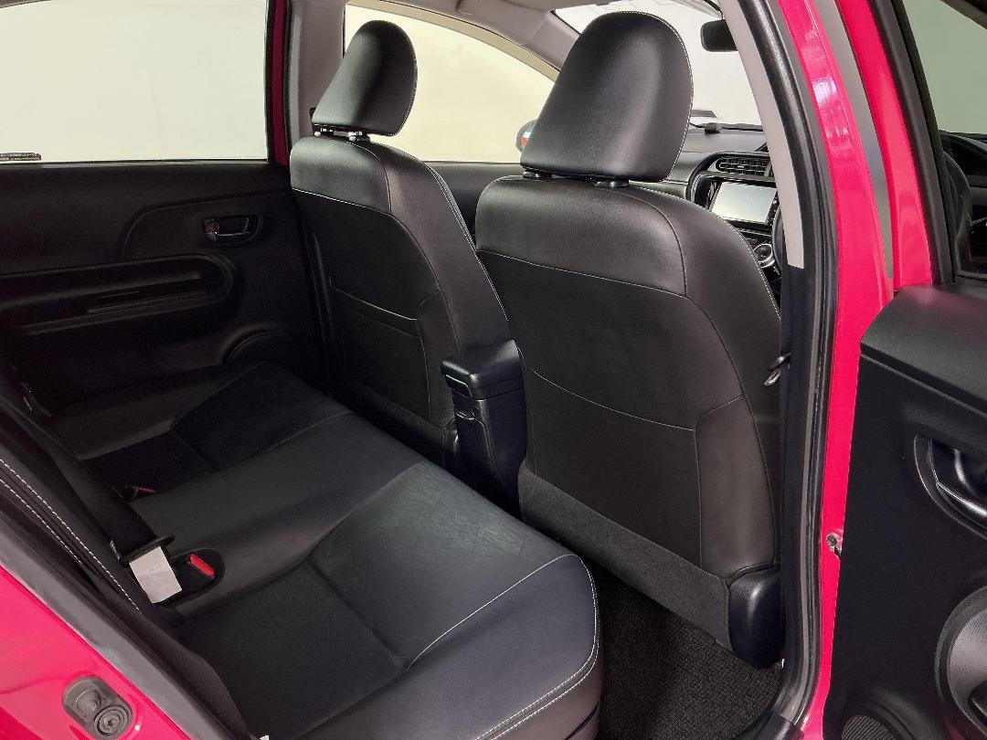 Photo '20' of Toyota Aqua