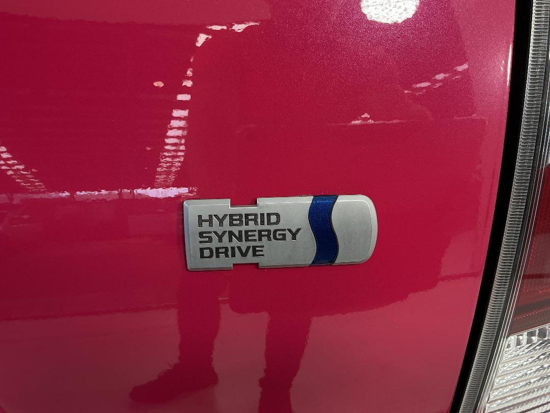 Photo '28' of Toyota Aqua