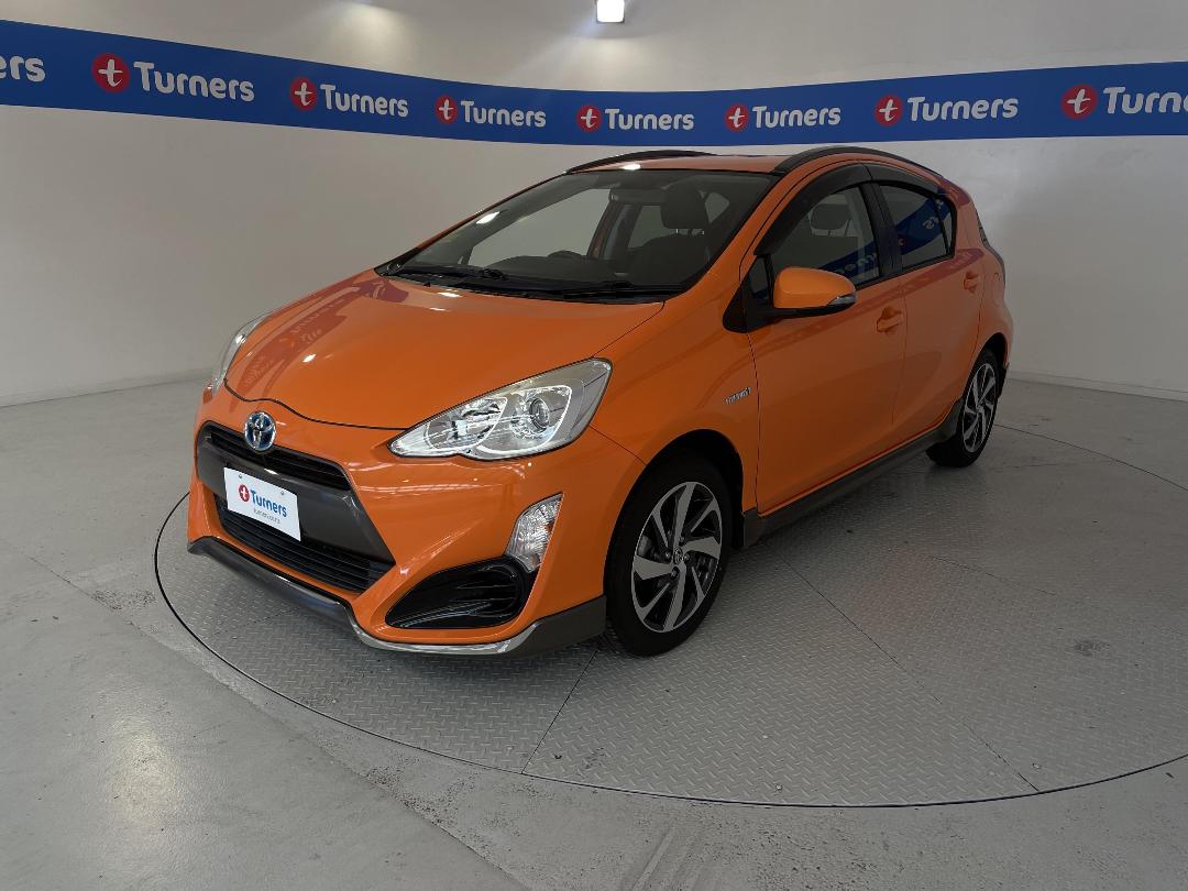 Photo '4' of Toyota Aqua