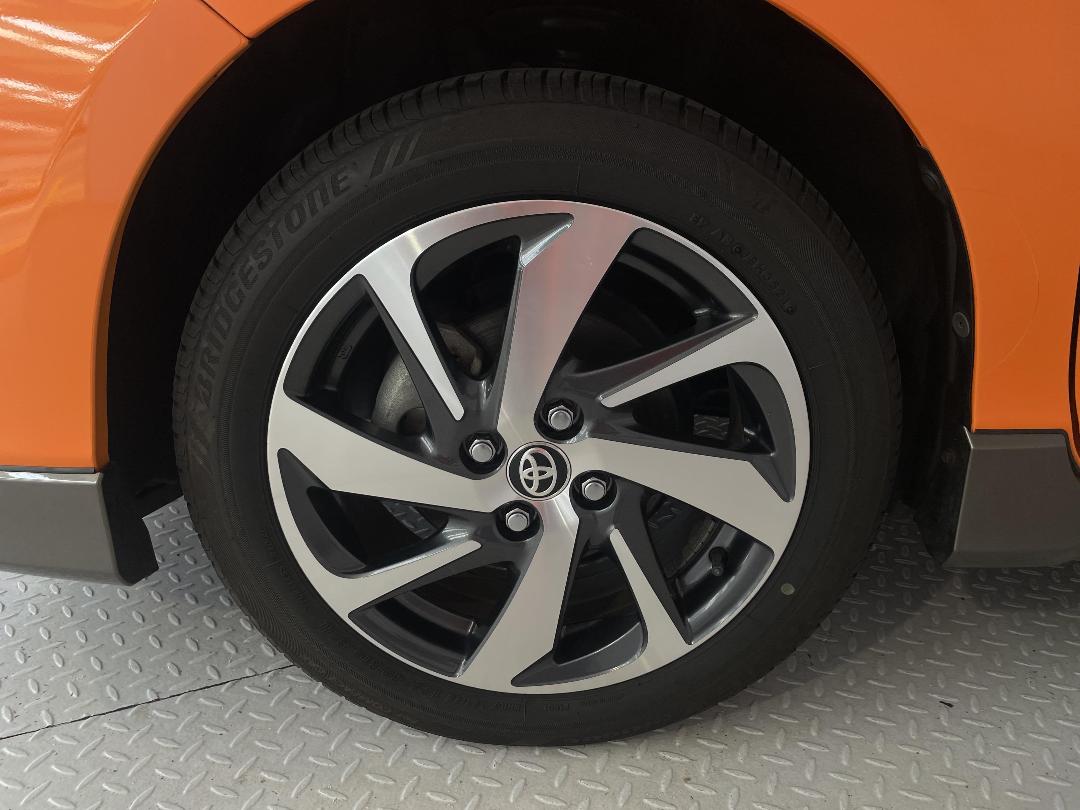 Photo '10' of Toyota Aqua