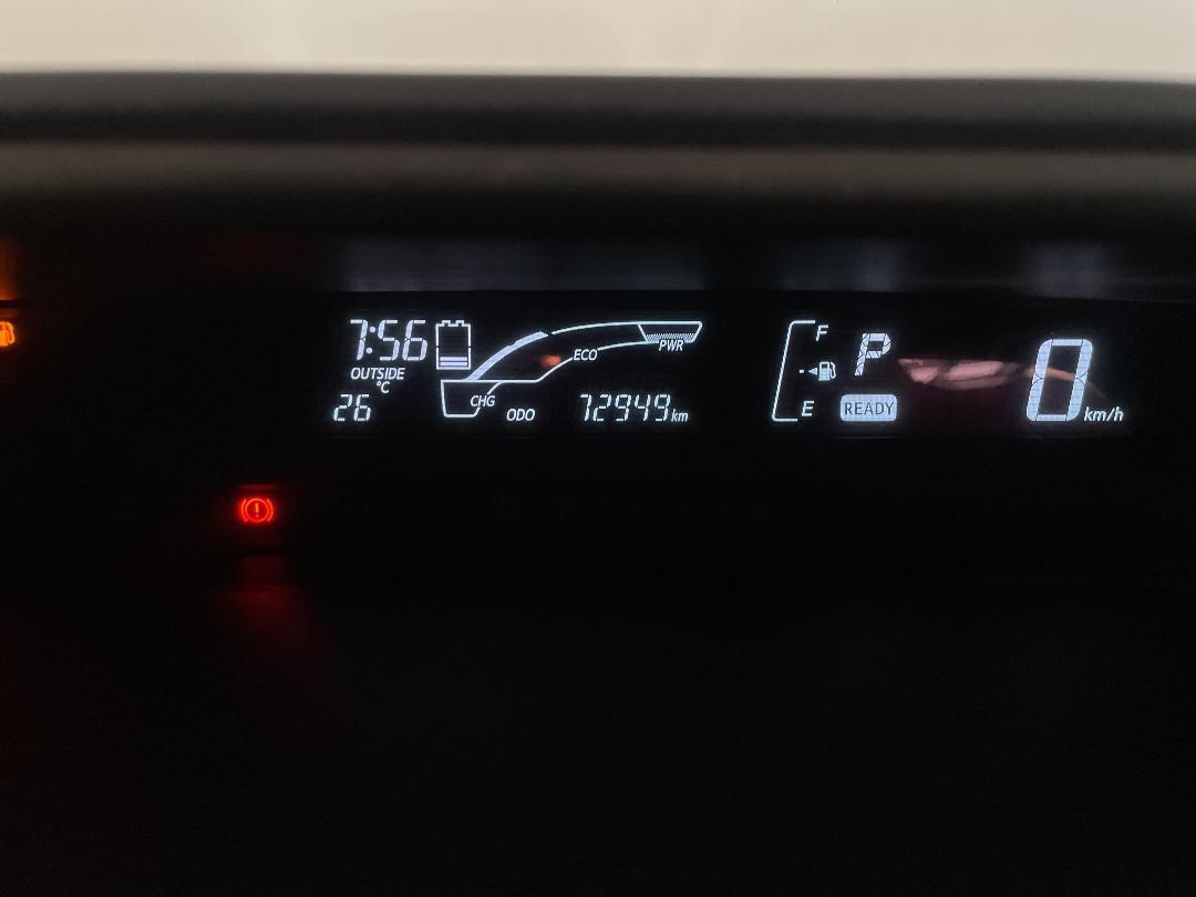 Photo '21' of Toyota Aqua