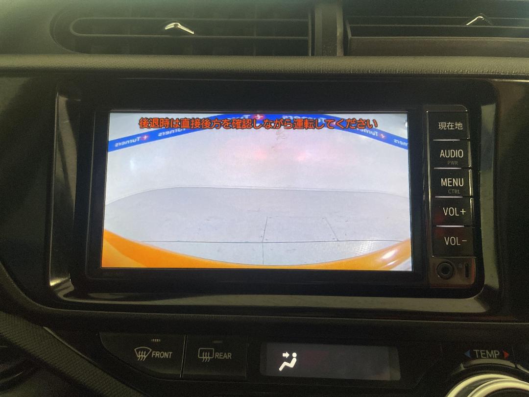 Photo '27' of Toyota Aqua