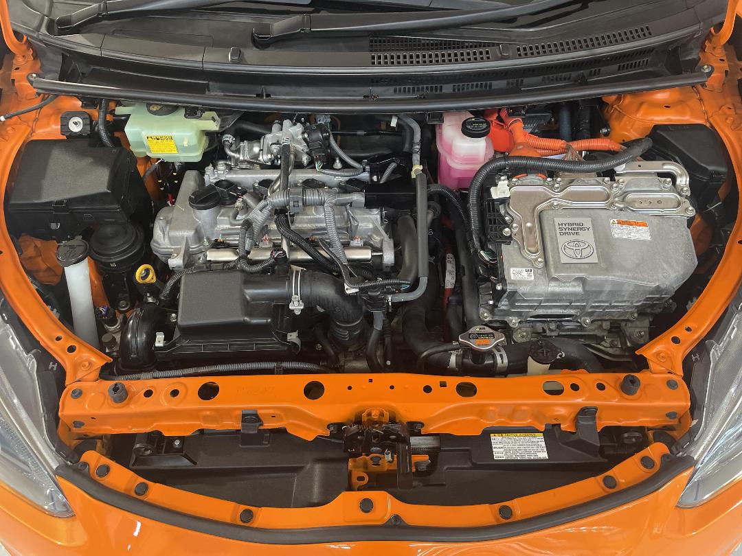 Photo '13' of Toyota Aqua