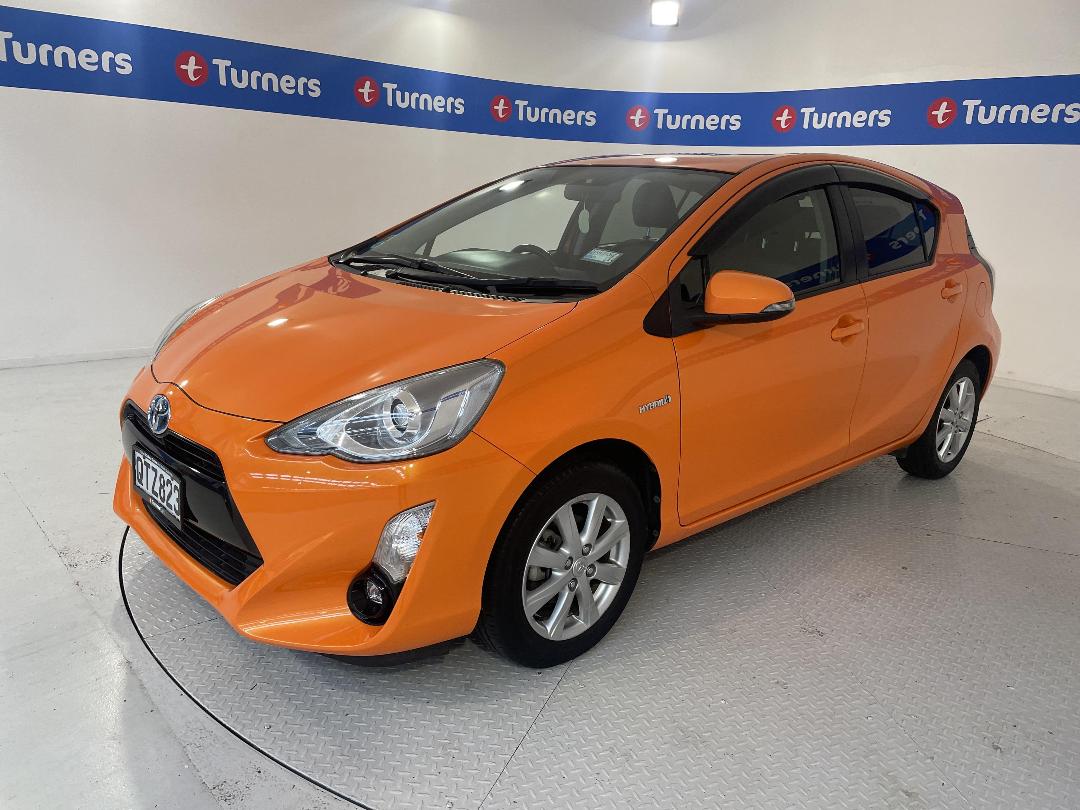 Photo '4' of Toyota Aqua