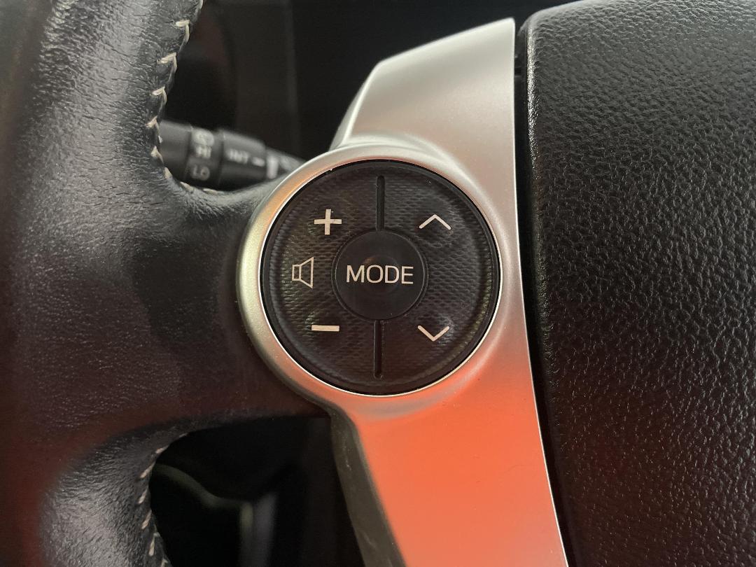 Photo '26' of Toyota Aqua