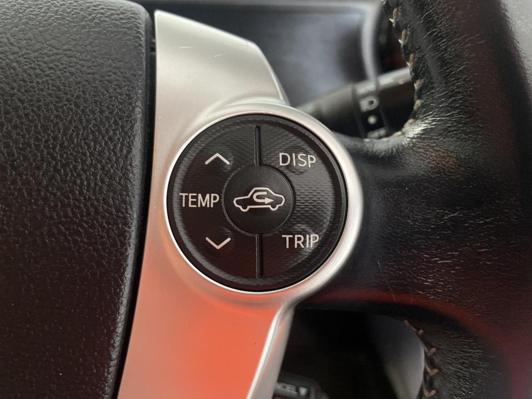 Photo '25' of Toyota Aqua