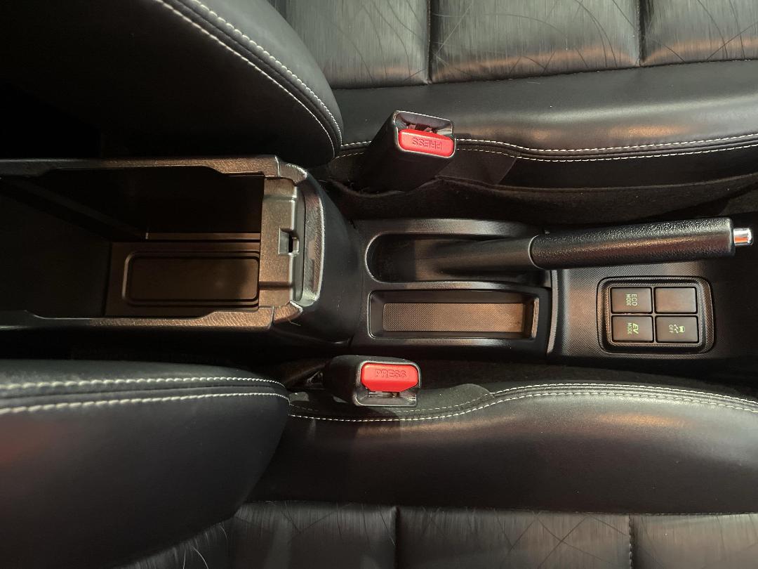 Photo '32' of Toyota Aqua