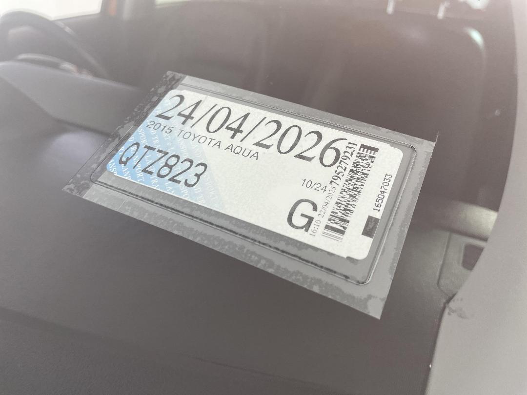 Photo '33' of Toyota Aqua