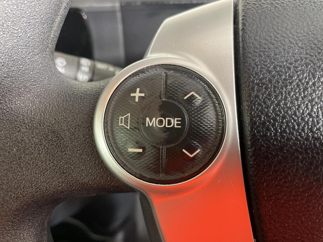 Photo '26' of Toyota Aqua