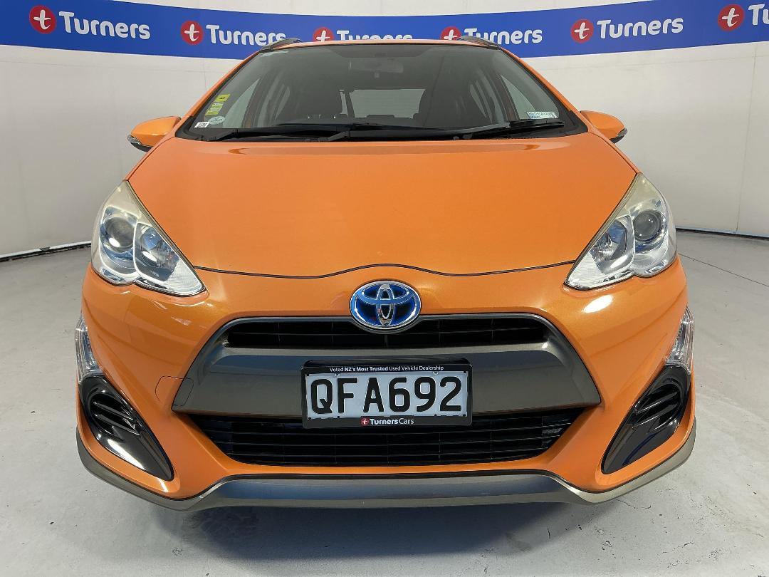 Photo '2' of Toyota Aqua