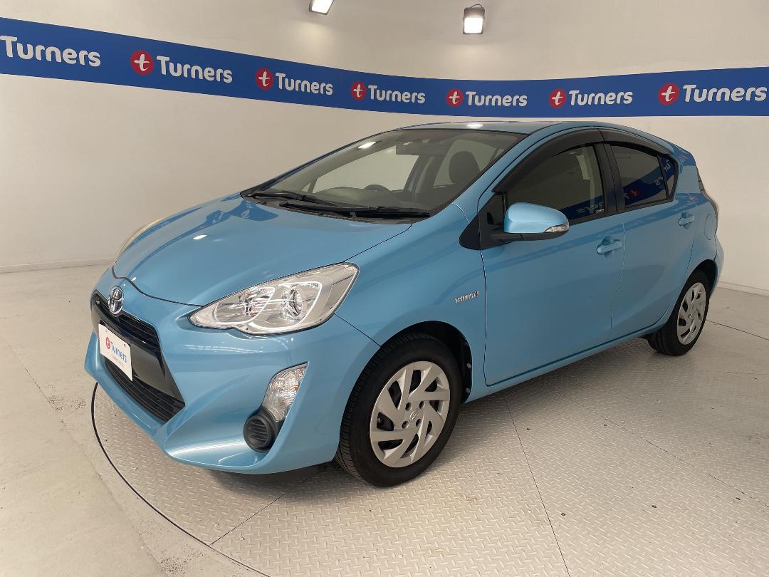 Photo '4' of Toyota Aqua