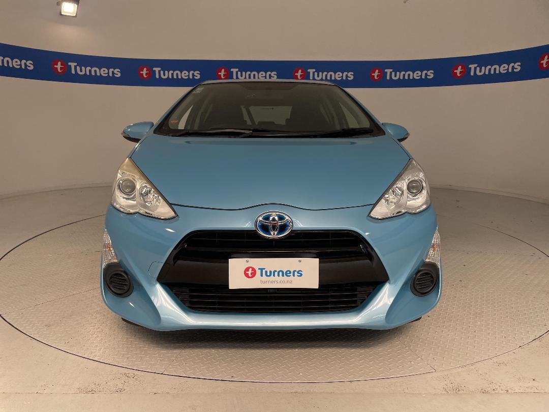 Photo '2' of Toyota Aqua