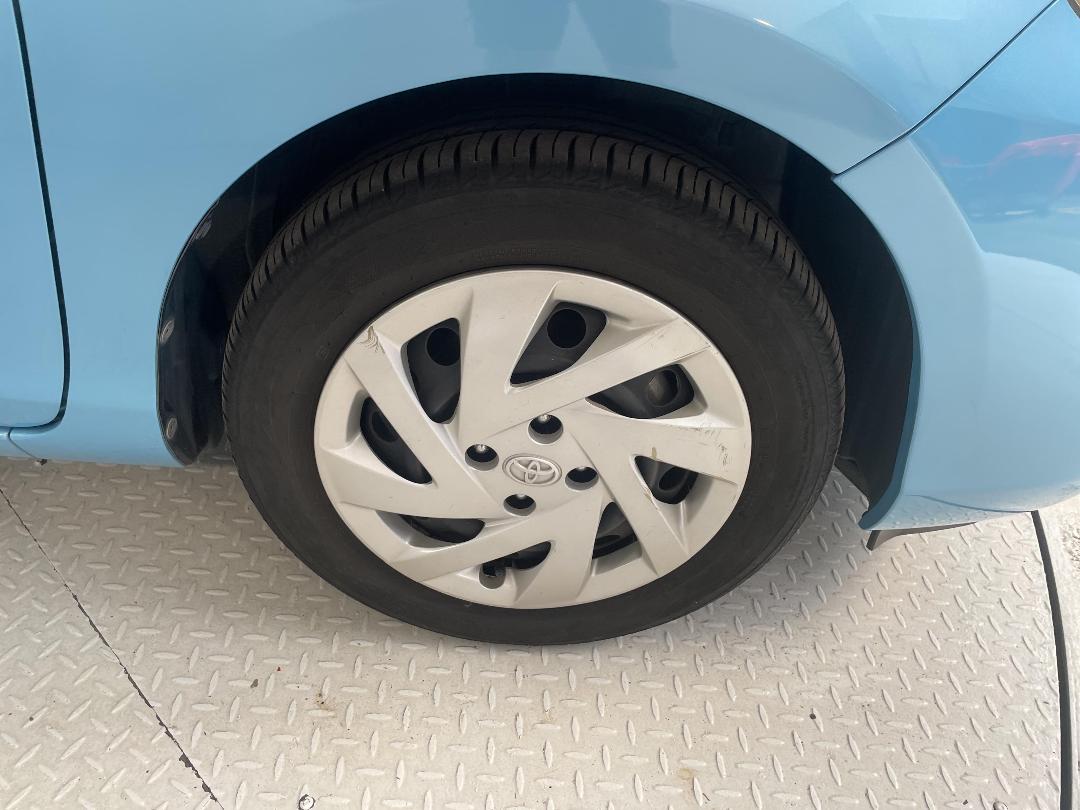 Photo '9' of Toyota Aqua