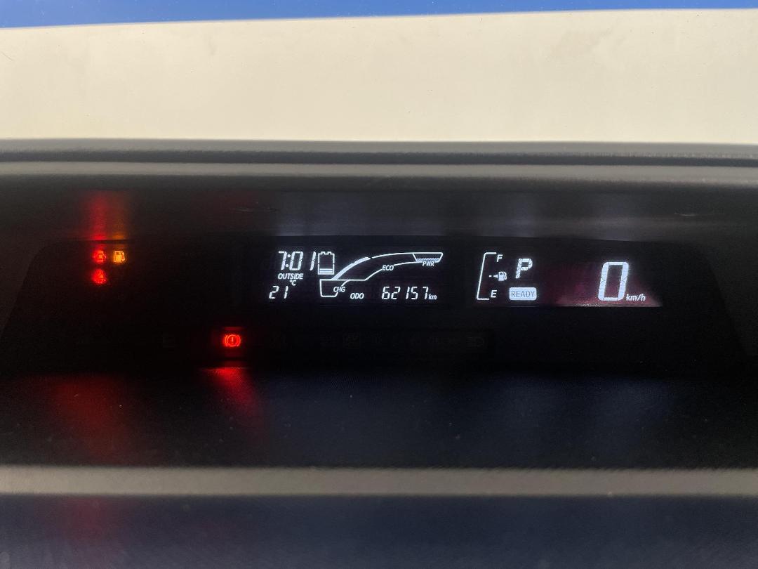 Photo '21' of Toyota Aqua