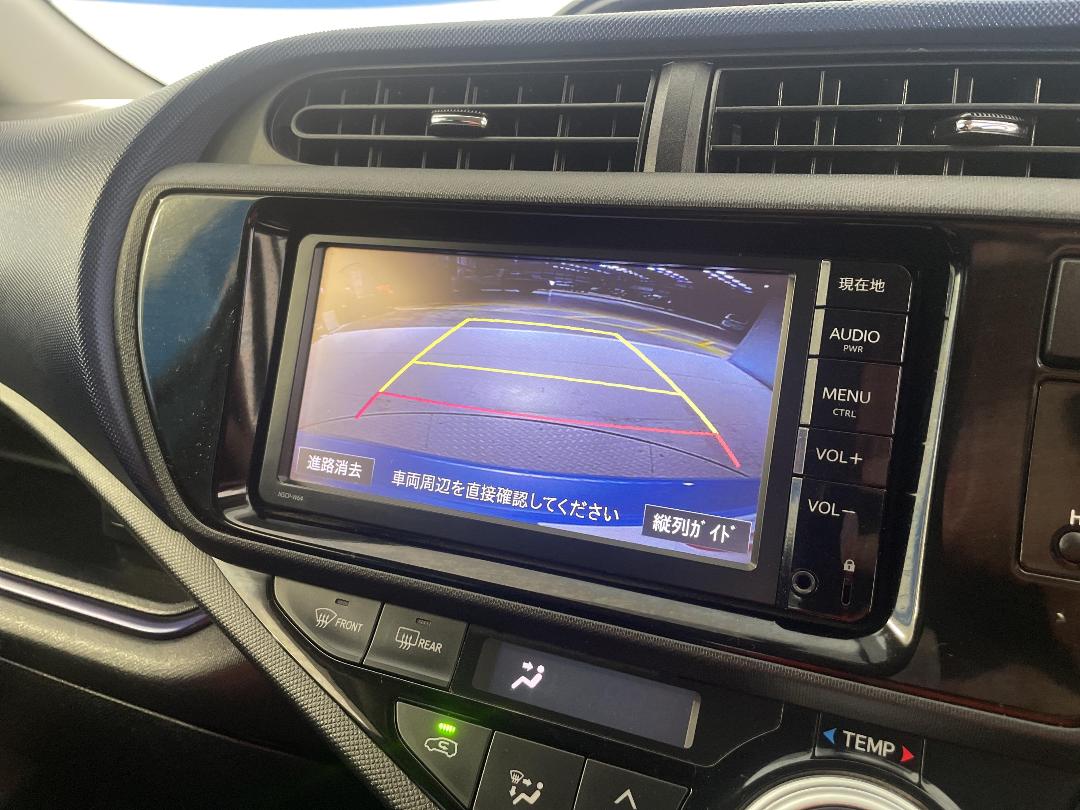 Photo '29' of Toyota Aqua