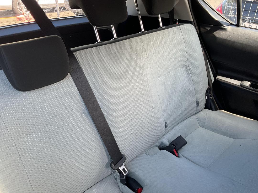 Photo '9' of Toyota Aqua Photo '9' of Toyota Aqua