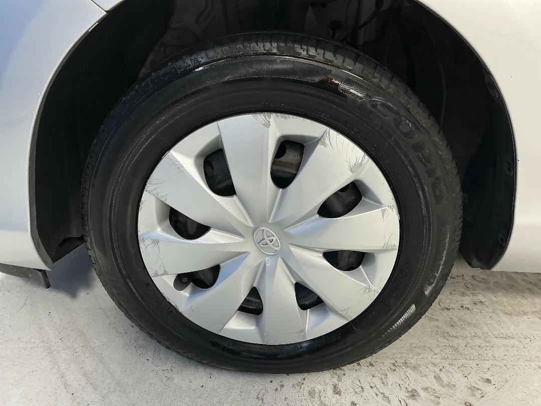 Photo '10' of Toyota Aqua